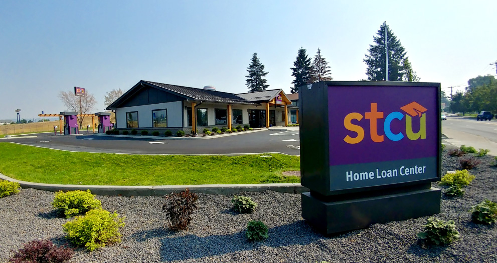 Photograph of STCU's Argonne Home Loan Center.