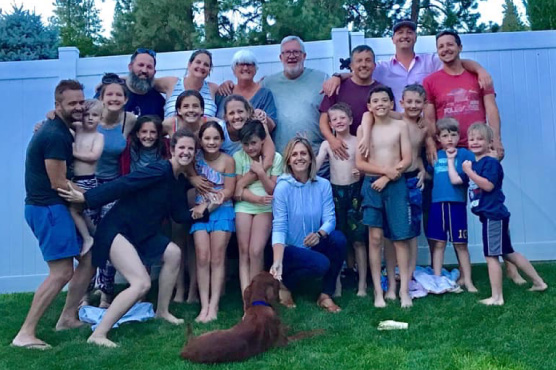 Photo of the Hertz family in the backyard