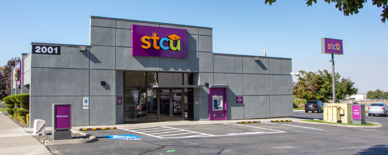 STCU Columbia Center Branch