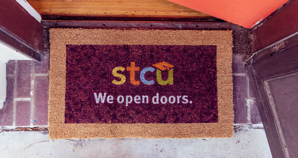 A door mat that says STCU